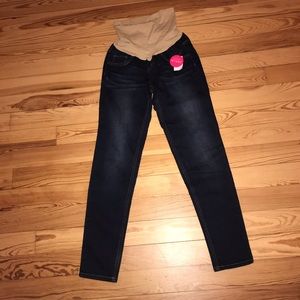 Maternity Jeggings 👖 Never been worn!